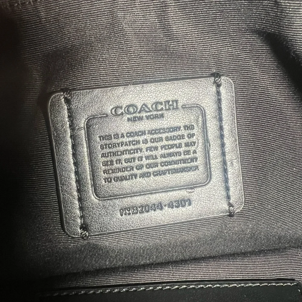 Coach Ranger Color block Pouch - Picture 12 of 17